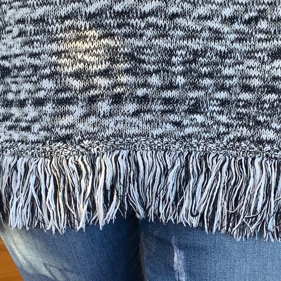 Sz Sml Style & Co Boho bell sleeve pullover. - Picture 5 of 7